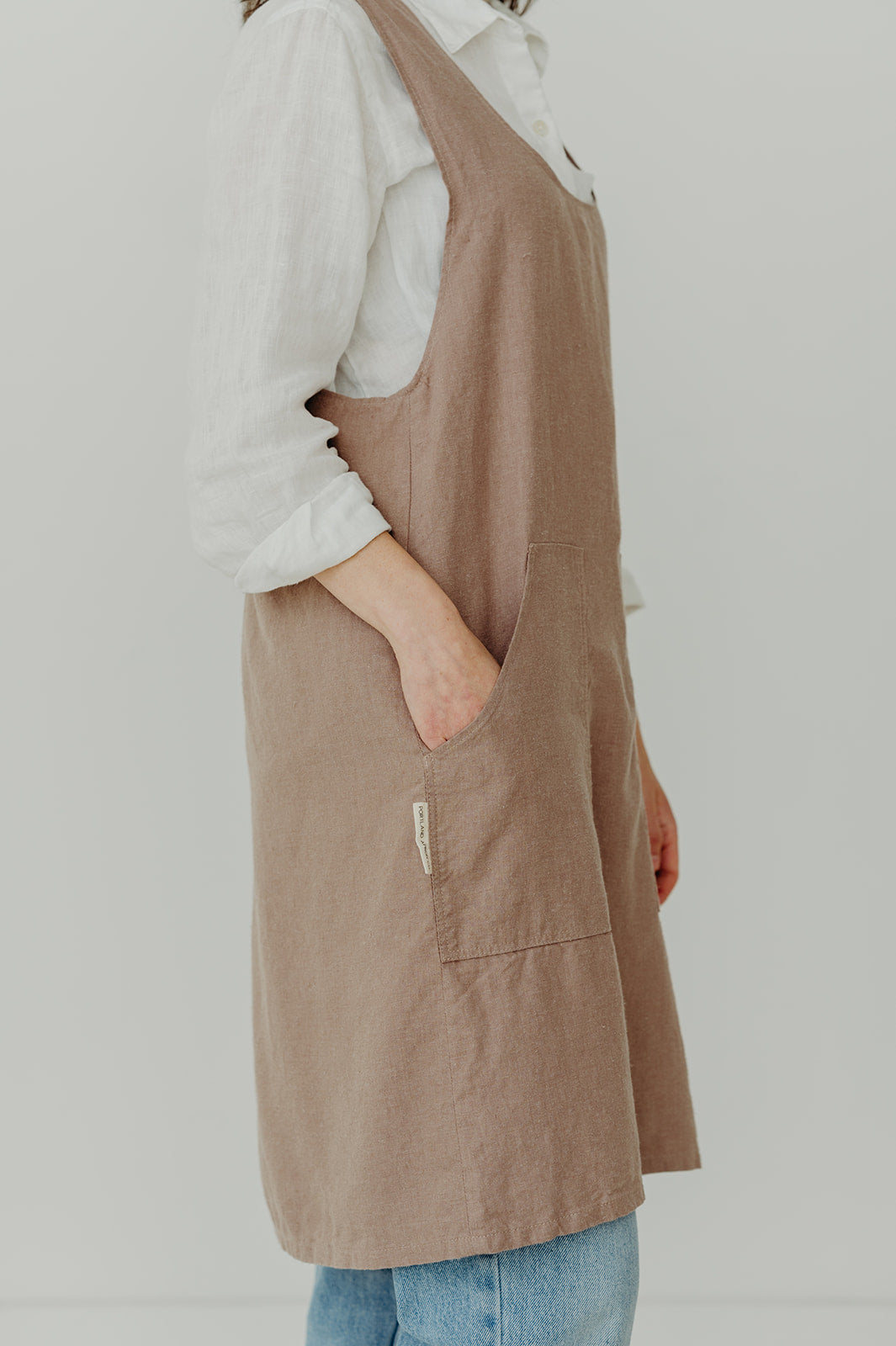 Linen Pinafore Apron S (Size 0-4) / tan Linen Pinafore Apron S (Size 0-4) / tan